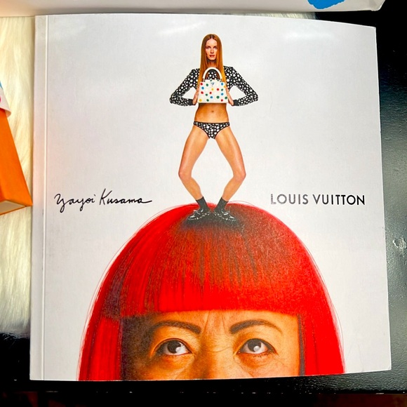 🔥 Louis Vuitton x Yayoi Kusama Silk Scarf/Twilly - Picture 7 of 8